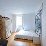 Bright Apt Near The Batignolles